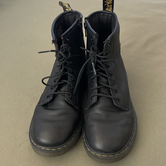 Dr. Martens Shoes - DR. MARTENS Delaney style  boots  size 5”